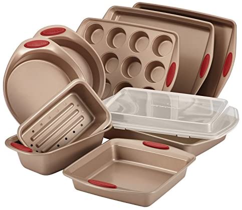 51C R PreL. AC  - Rachael Ray 52410 Cucina Nonstick Bakeware Set with Baking Pans, Baking Sheets, Cookie Sheets, Cake Pan, Muffin Pan and Bread Pan - 10 Piece, Latte Brown with Cranberry Red Grip