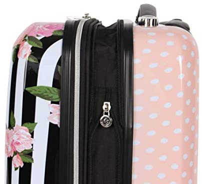41gEjDtDOML. AC  - Betsey Johnson 30 Inch Checked Luggage Collection - Expandable Scratch Resistant (ABS + PC) Hardside Suitcase - Designer Lightweight Bag with 8-Rolling Spinner Wheels (30in, Stripe Roses)