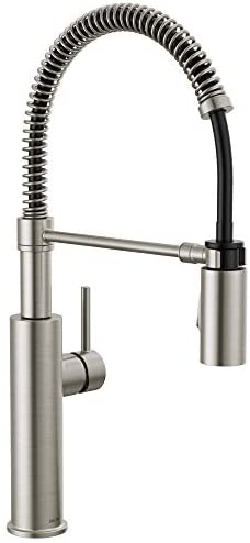 31v9qbTbq7L. AC  - Delta Faucet Antoni Pull Down Kitchen Faucet with Pull Down Sprayer, Commercial Kitchen Sink Faucet, Faucets for Kitchen Sink, Magnetic Docking Spray Head, SpotShield Stainless 18803-SP-DST