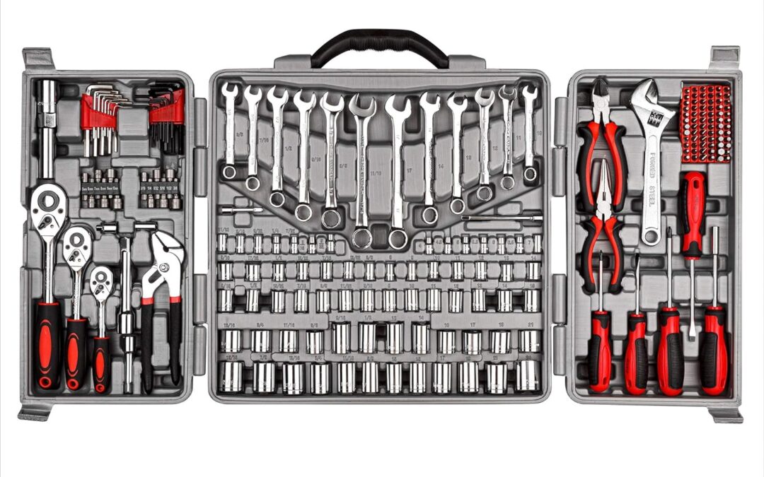 CARTMAN 205 Piece Ratchet Wrench Tool Set,1/4″ & 3/8″ & 1/2″ Drive with SAE/Metric Sockets Kit in Plastic Toolbox